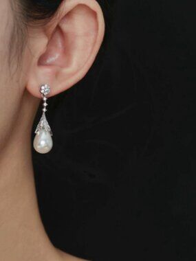Bridal Wedding Silver Tone Lace Filigree Pearl Drop Earrings Prom Evening Statem